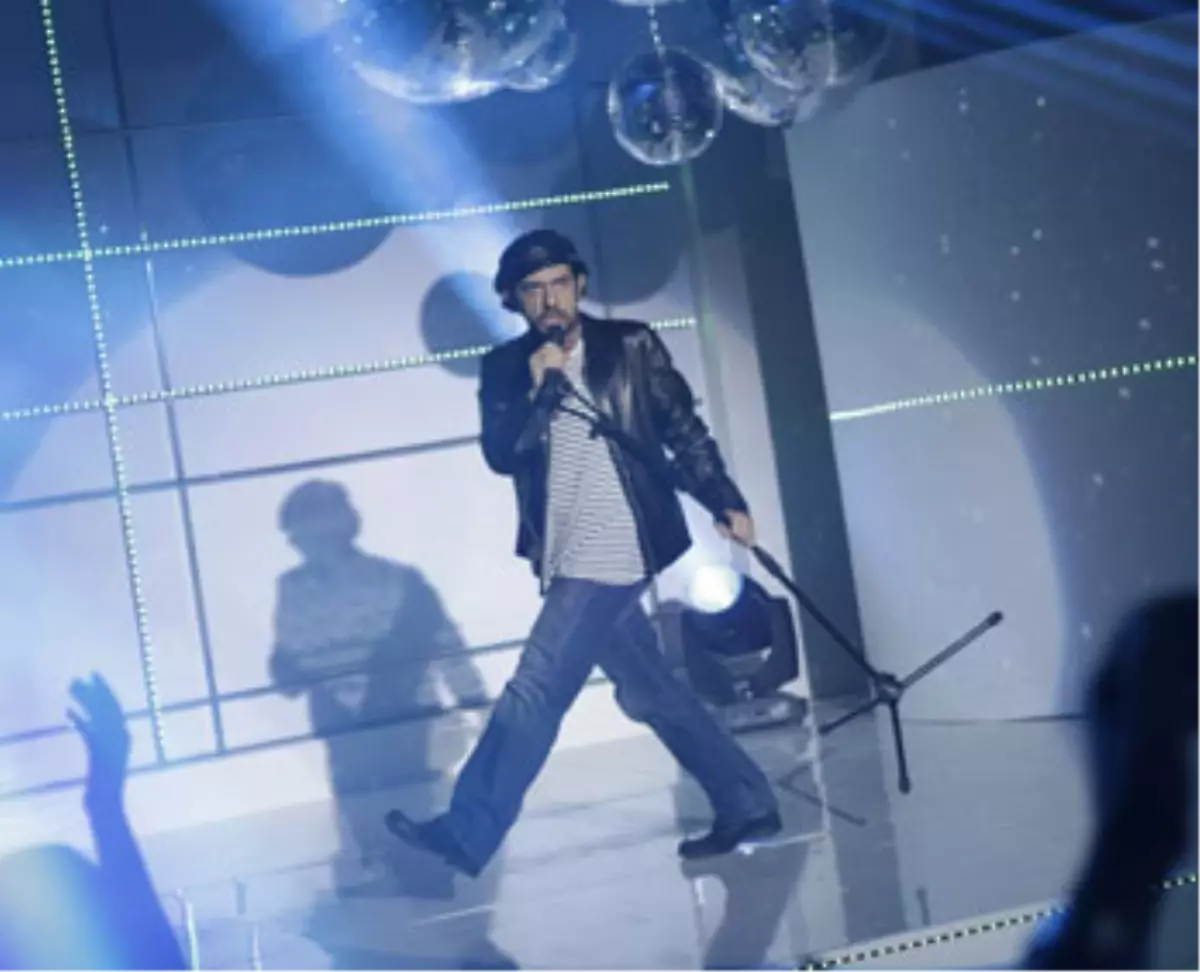 Disko Kralı Bu Gece Başlıyor!