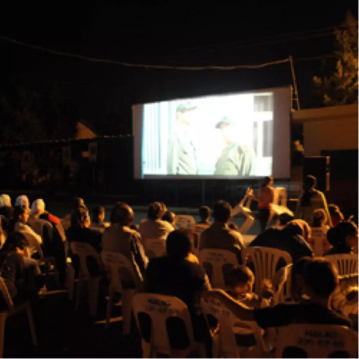 Manavgat’tan Isparta’ya Açık Havada Sinema Keyfi