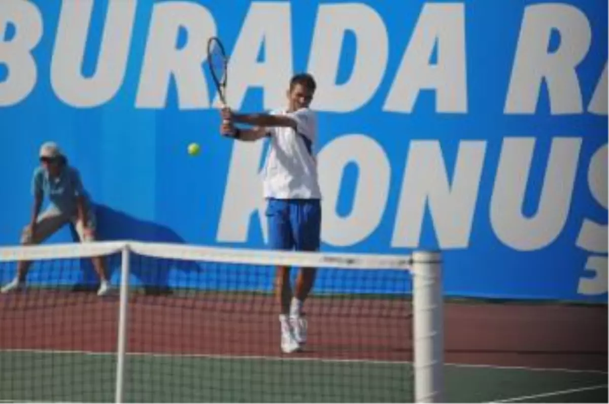 Marsel Finale Yürüyor