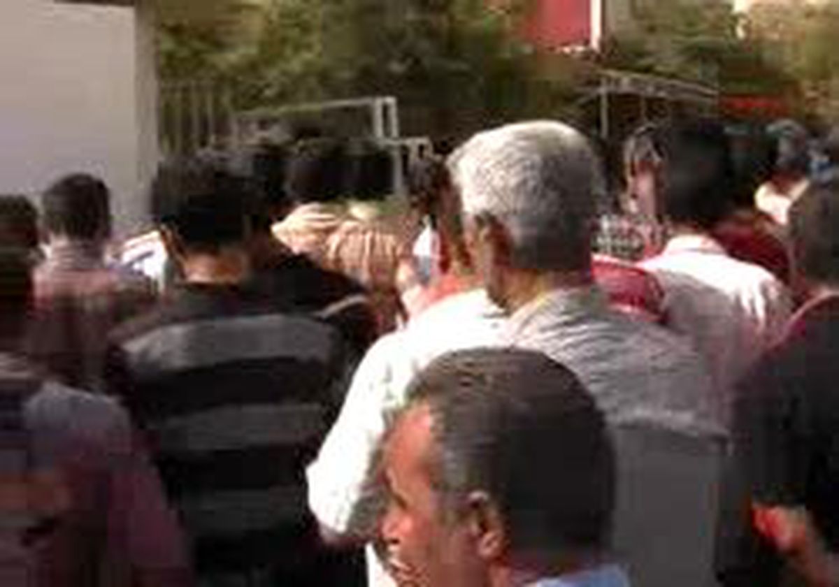 Şanlıurfa - 3 Aylık İşe Koştular
150 Kişilik İşe 475 Kişi Başvurunca Noter Huzurunda Kura Çekimi Yapıldı