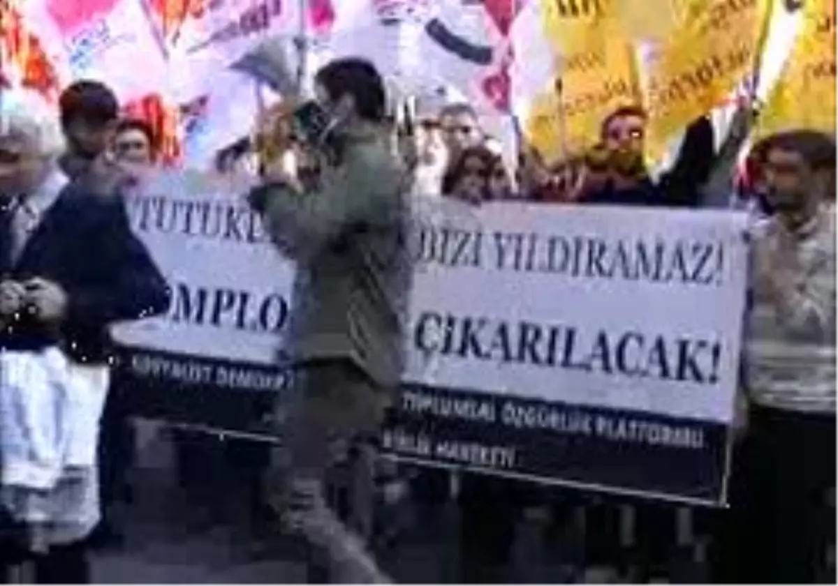 Sdp\'den "Tutuklama" Protestosu