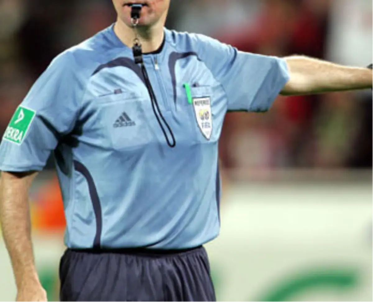 Cüneyt Çakır Şampiyonlar Ligi\'nde!