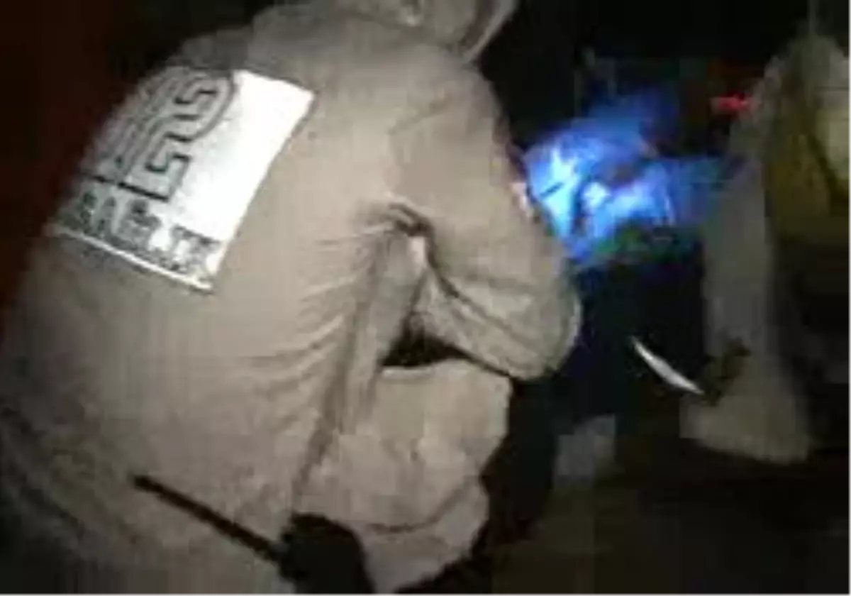 Şanlıurfaek 1İranlıları Taşıyan Otobüs, Aşırı Hız Nedeniyle Kontrolden Çıkıp Şarampole Devrildi