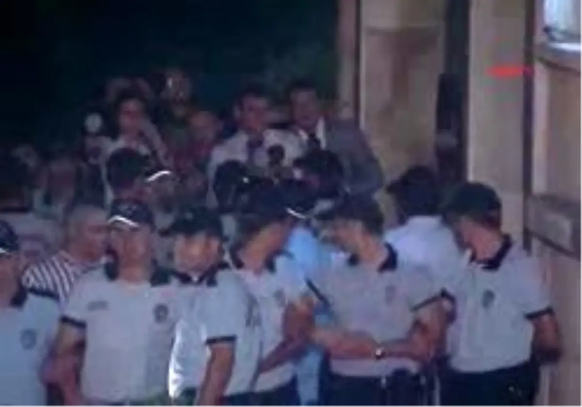 (Ek Görüntü) Hanefi Avcı Tutuklandı