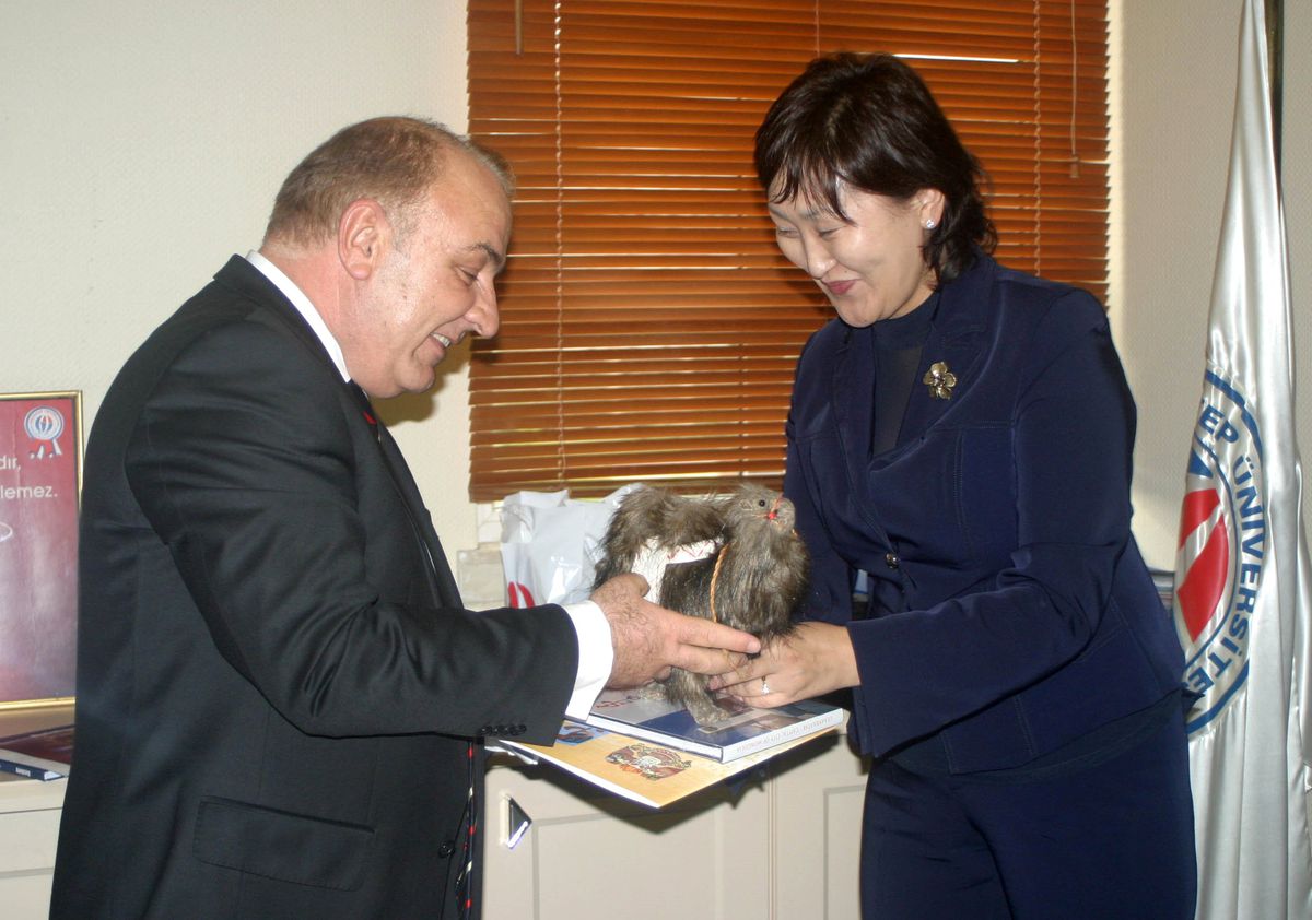 Kardeş Şehir Temsilcileri Üniversitemizde

