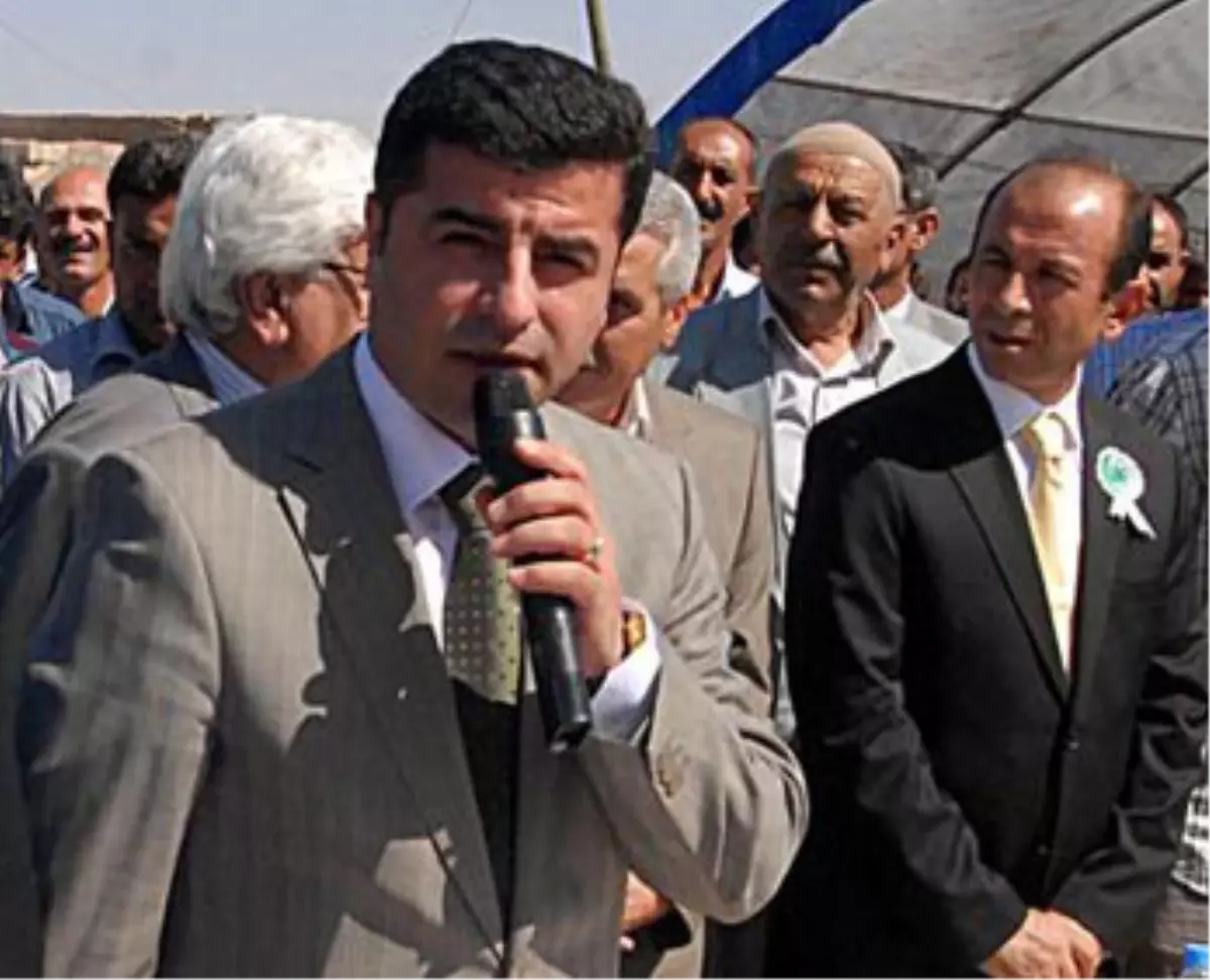 Ahmet Türk\'ün Lideri Olduğu Türk ve Temelli Aşiretleri 26 Sonra Barıştı