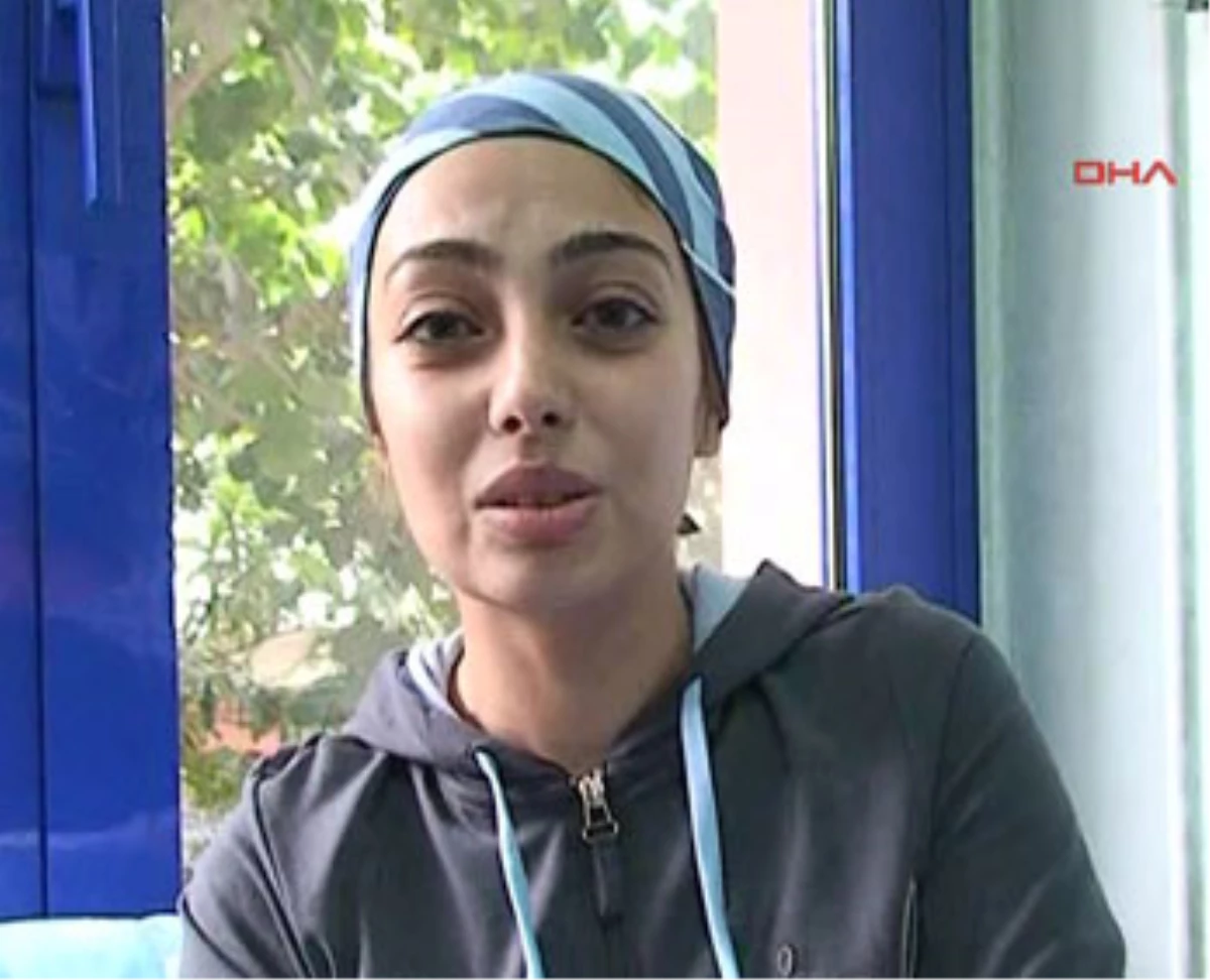 Şanlıurfa\'da Kadın Doktor Hasta Yakını Tarafından Darp Edildi