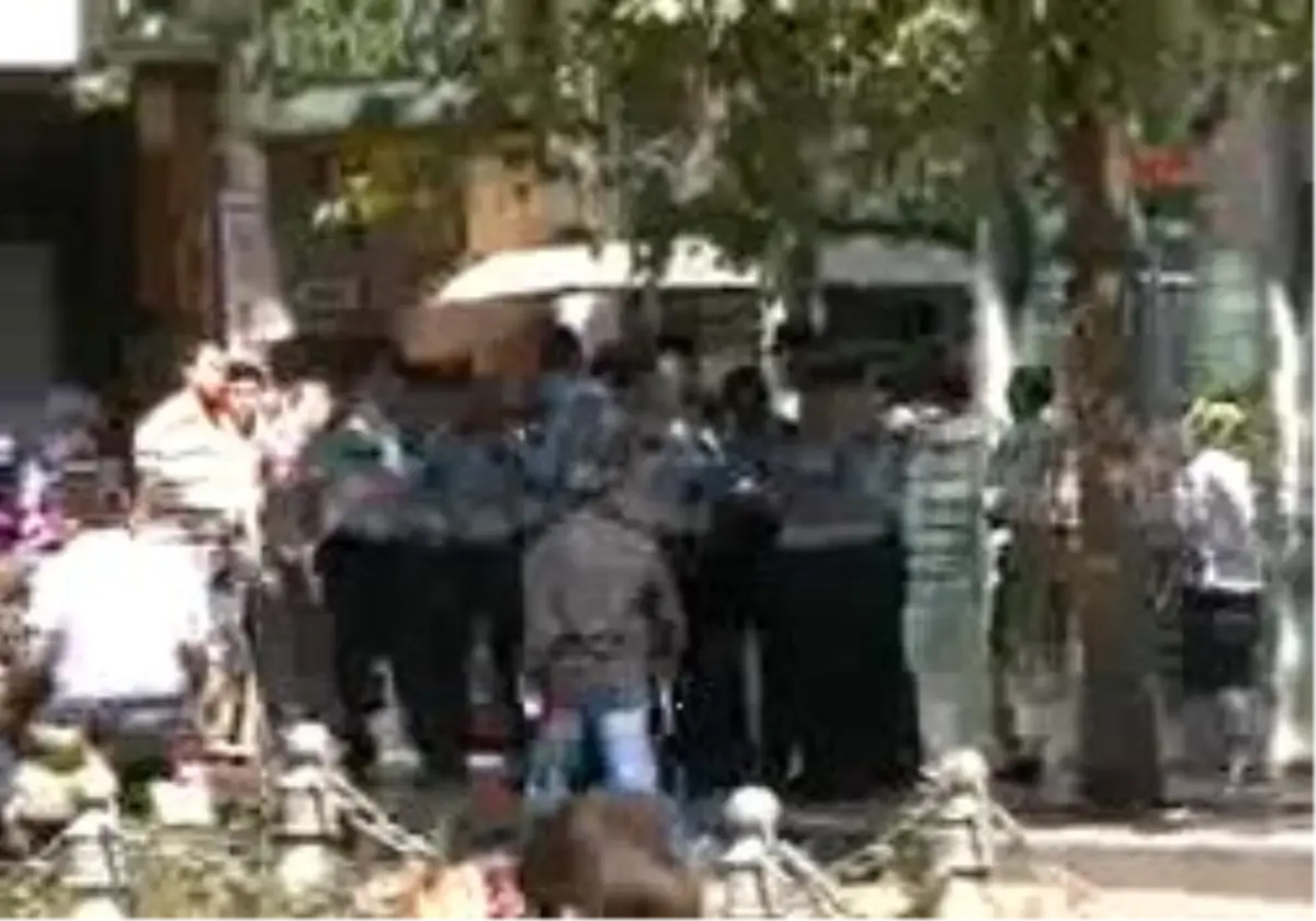 Şanlıurfa - Bdp\'den Operasyon Tepkisi