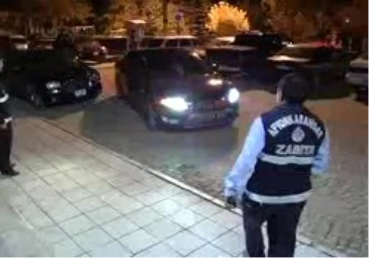 Afyonkarahisar?Da Ak Partili Başkandan 10\'Uncu Cumhurbaşkanı Sezer\'e Eleştiri: