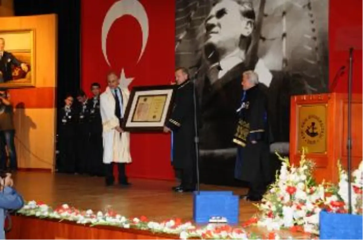 Piri Reis Üniversitesi Yeni Eğitim Öğretim Yılını Başbakan\'ın Katılımıyla Açtı!