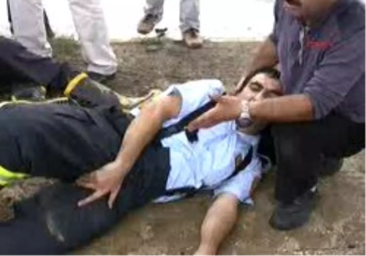 Tekirdağ-Yangından Dönen İtfaiye Aracı Devrildi: 3 Yaralı