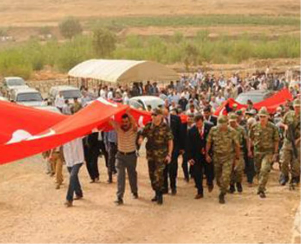 Mardin\'in Midyat İlçesinde PKK\'nın Katlettiği 26 Kişi Anıldı