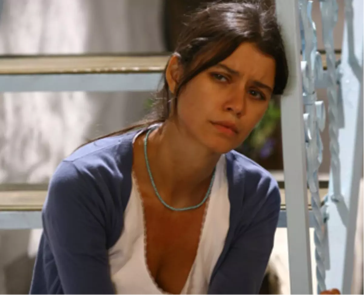 Fatmagül\'ün Yüreği Acı İçinde