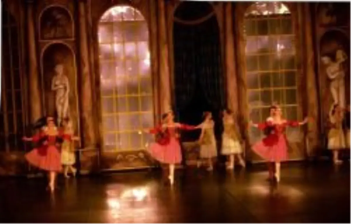 Operanın Adresi Yine Kadıköy 
