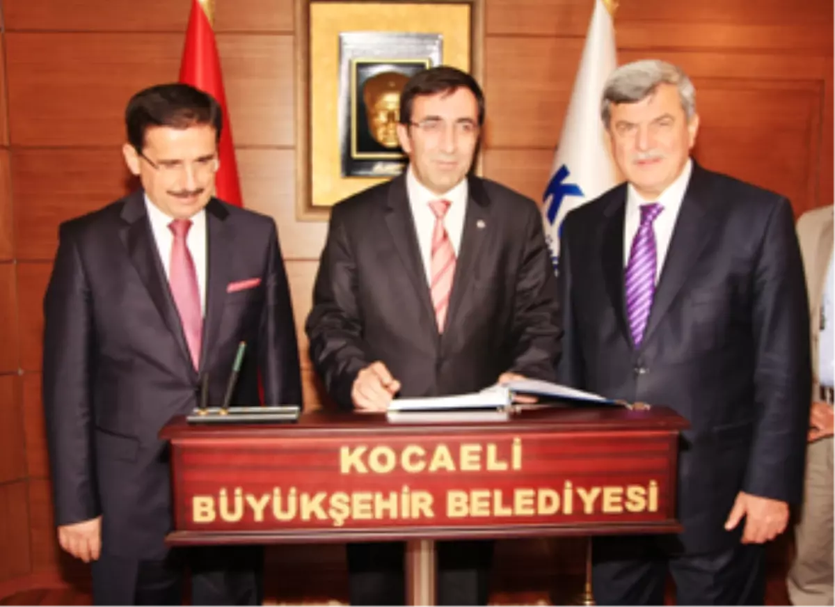 Bakan Yılmaz "Kocaeli Geleceğe Emin Adımlarla İlerliyor"