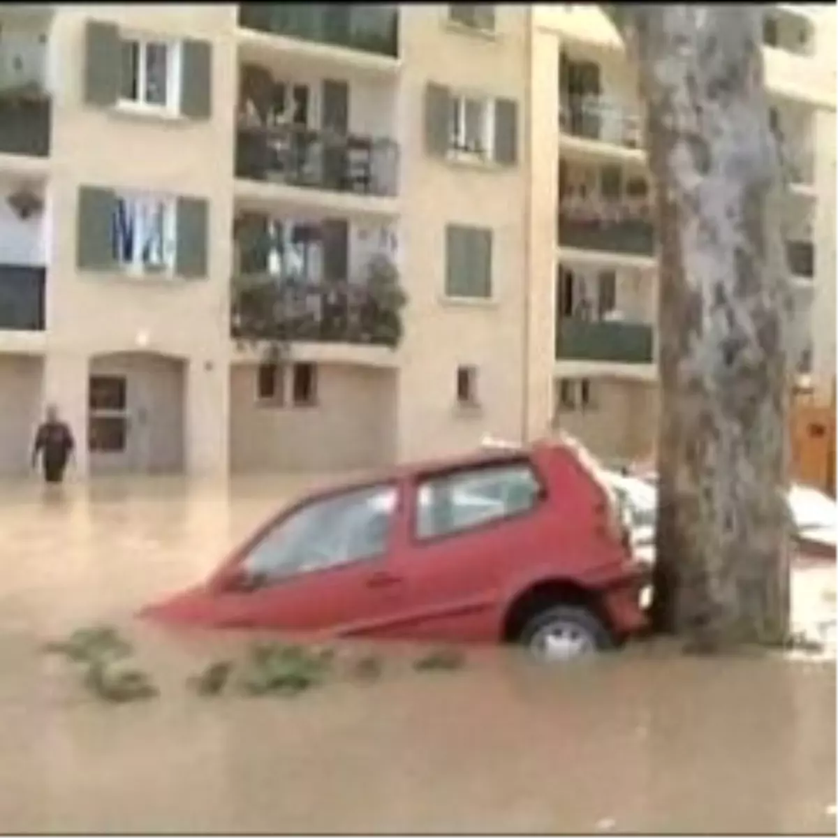 Dikkat Sel Riski Var!