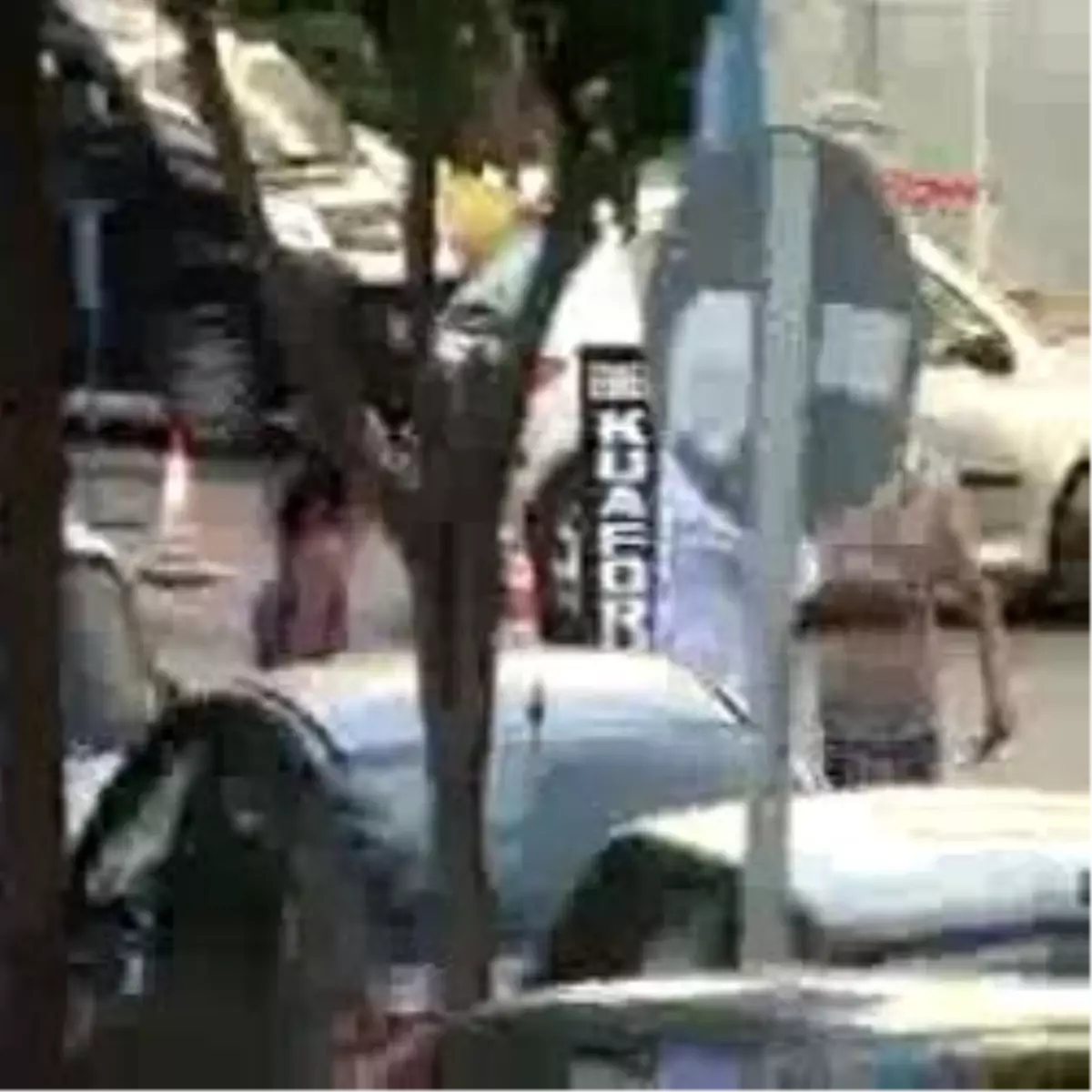 Sokakta Karı Koca Kavgası