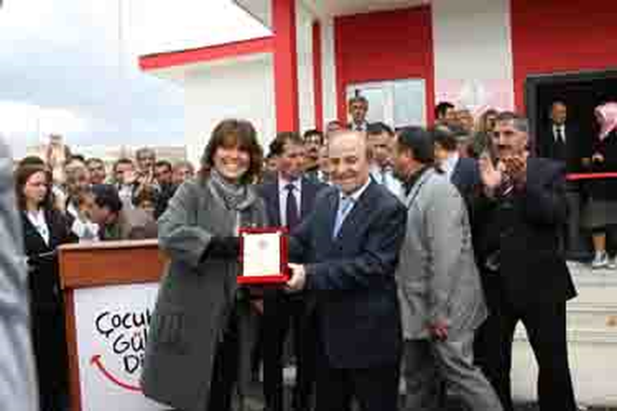 Çocuklar Gülsün Diye Projesinin 4. Anaokulu Açıldı