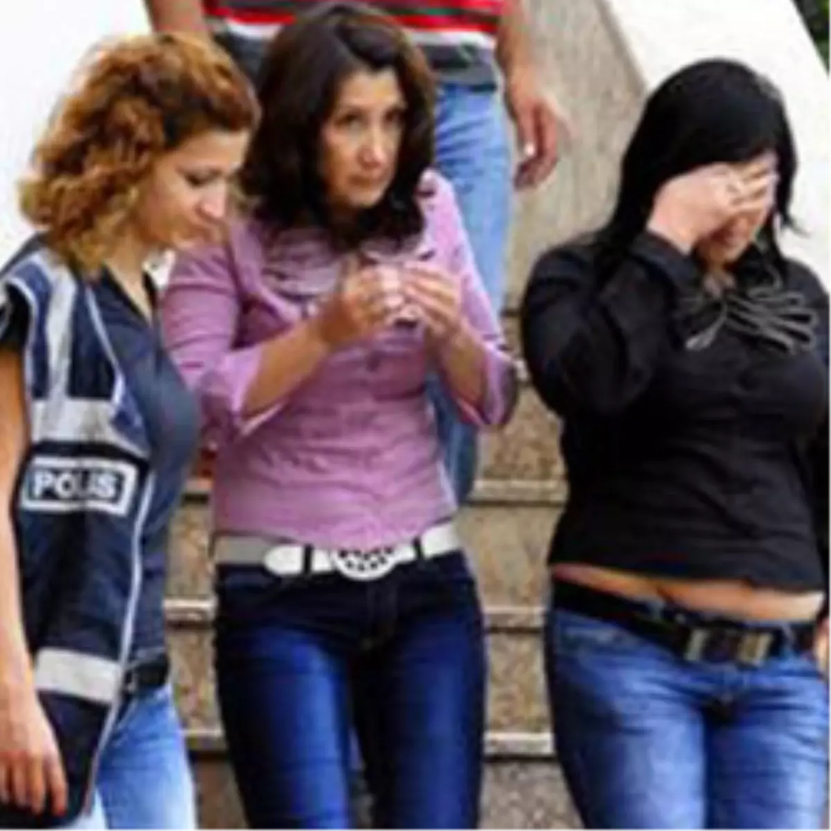 Kadın Polis Fuhuştan Yakalandı