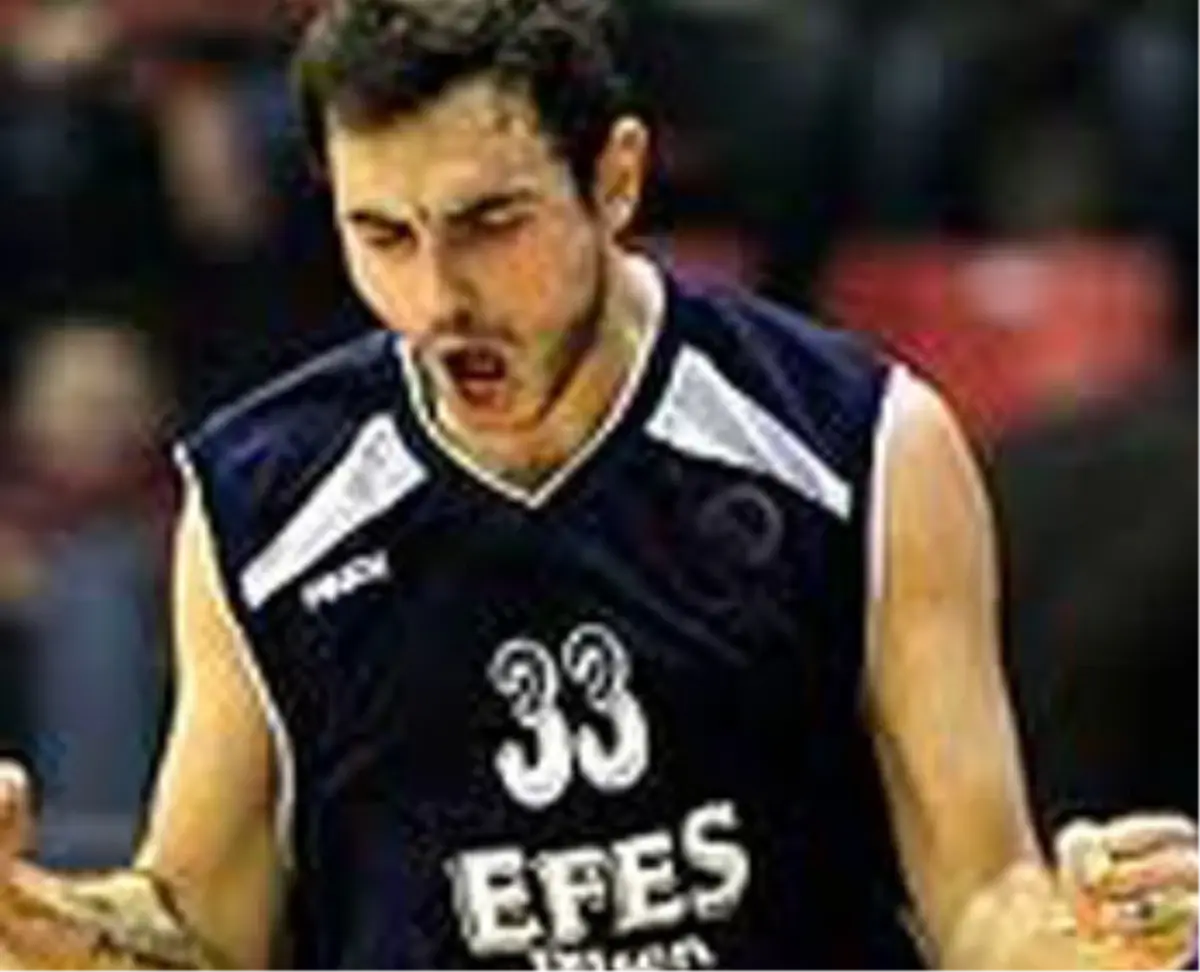 Efes Pilsen\'in Milli Oyuncuları Kerem Gönlüm ve Ender Arslan Dha\'ya Özel Konuştu