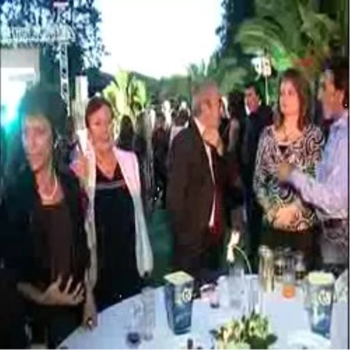 Açılışa Protestolar Damgasını Vurdu 