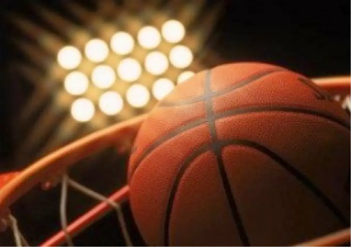 Bayan Basketbolcuları Taşıyan Otobüs Yandı