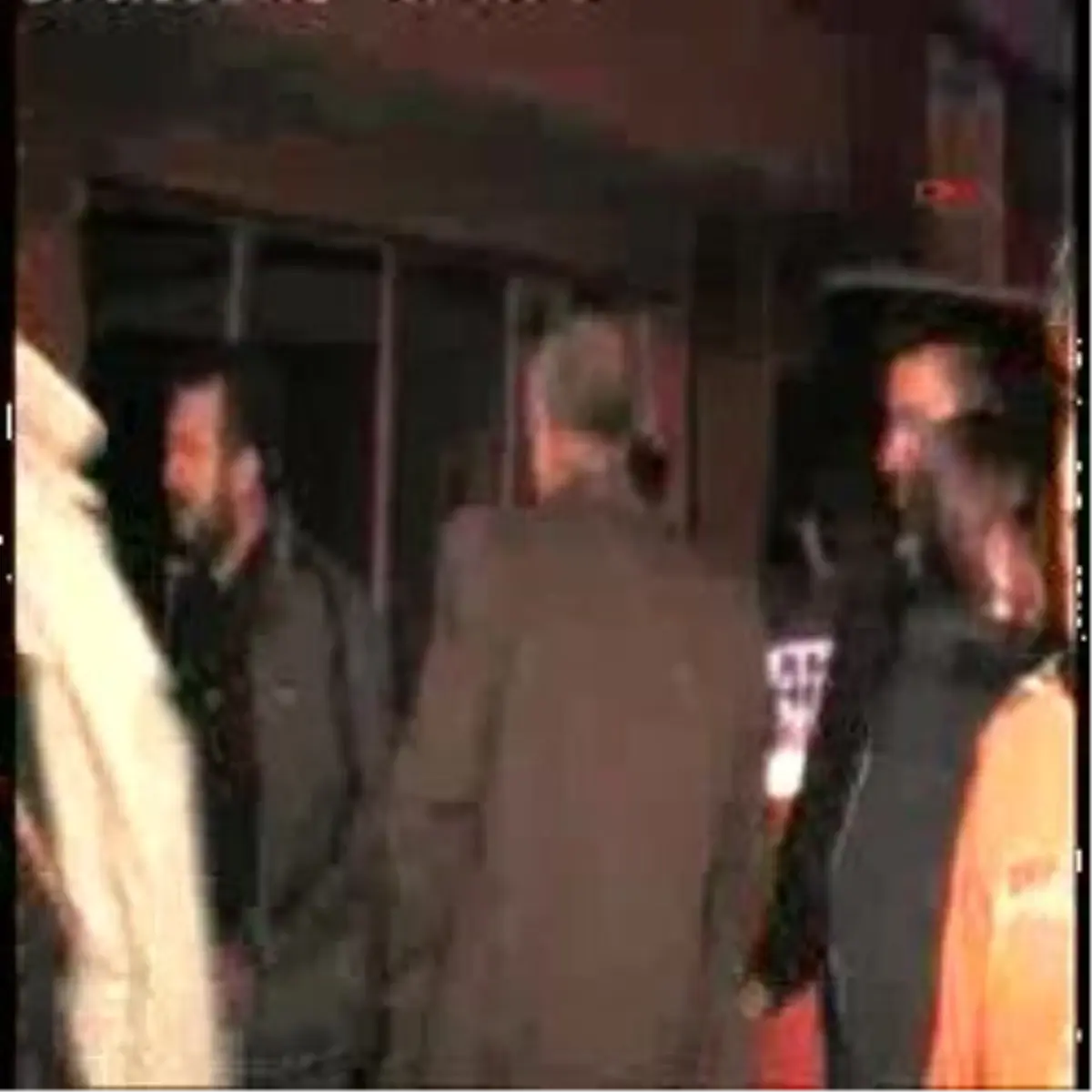 Minibüs Şoförü Direksiyonda Uyuyunca