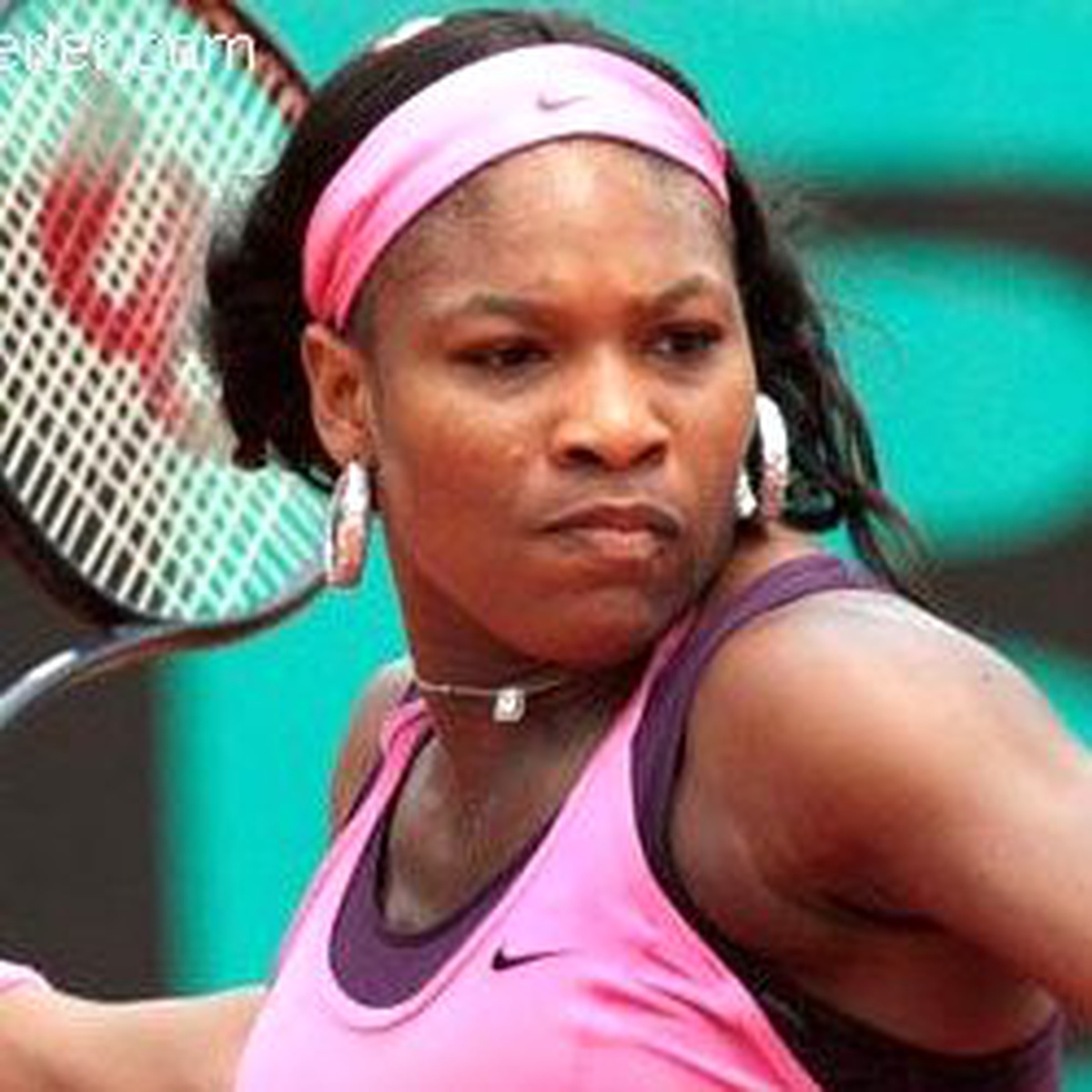 Serena'nın Kortlara Dönüşü Yine Ertelendi