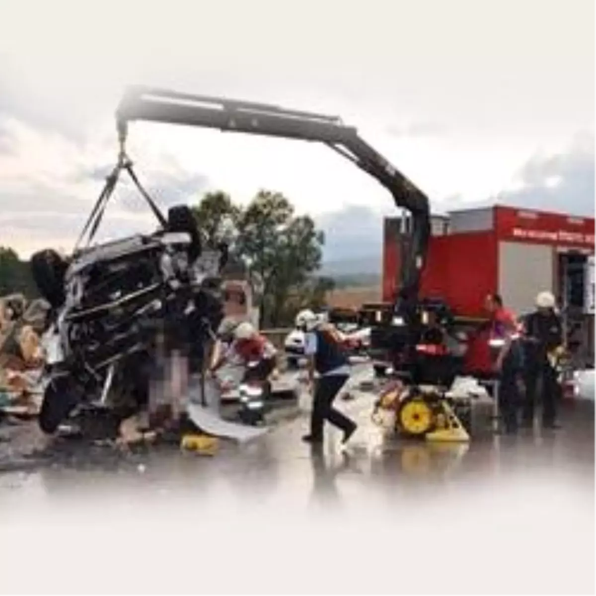 Zincirleme Trafik Kazası: 8 Yaralı