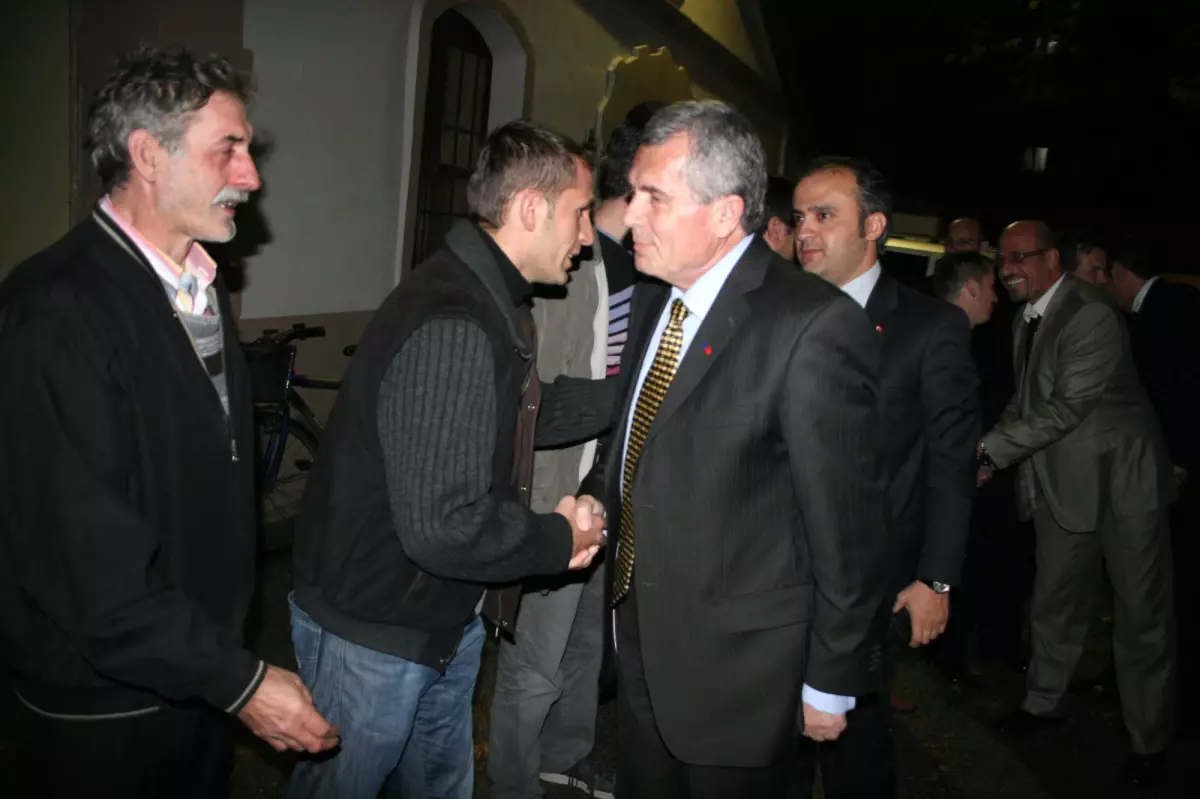 Kosovadan Geldiler Akrabalarını Buldular