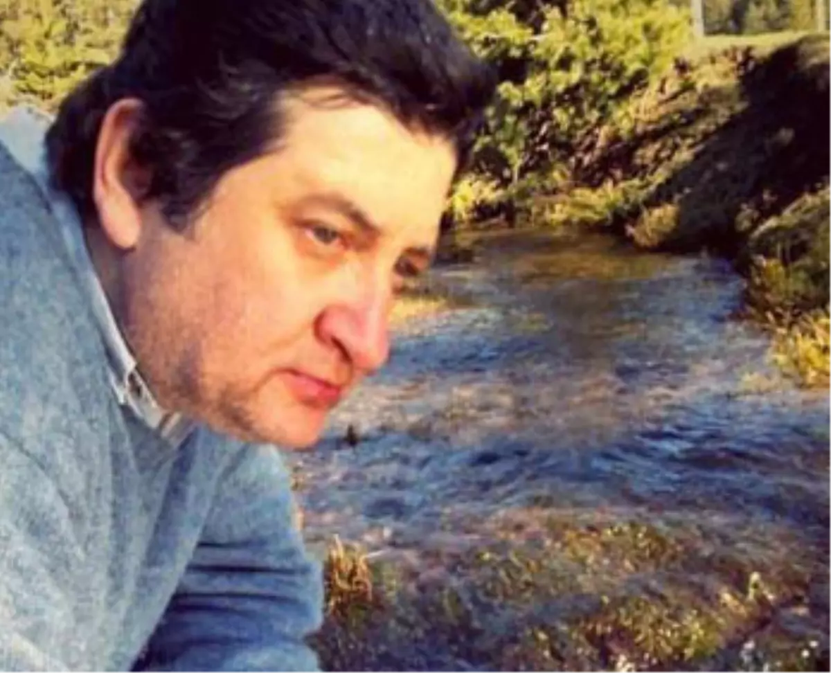 \'Bazı Çevreler Cumhuriyetimizi Mat Etmek Üzereler\'