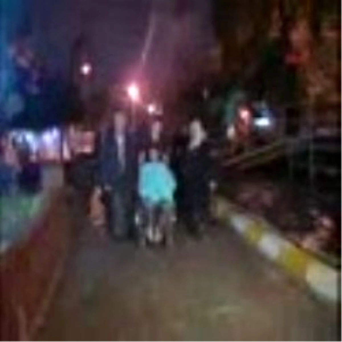 (Ek Bilgi Ve Görüntülerle) Zeytinburnu\'nda Patlama Çocuk Yaralandı