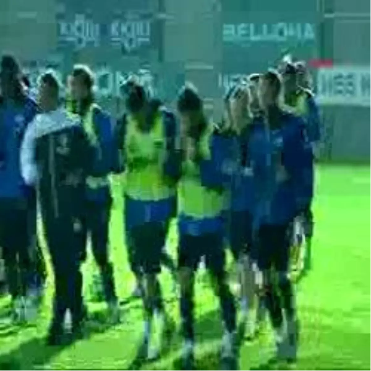 Fenerbahçe\'de Semih, Gökhan Ünal Ve Dia Takımla Çalıştı