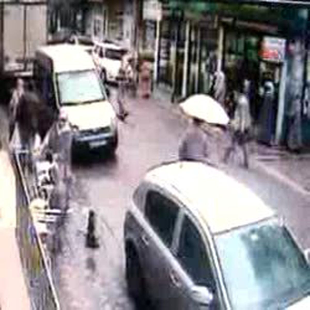 Zeytinburnu'nda Patlama1 Çocuk Yaralandı