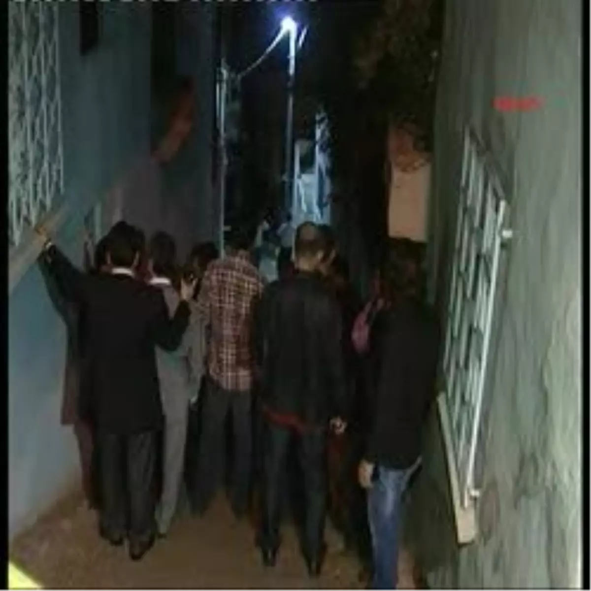 İzmirekyaşlı Çifte Evlerinde Bastonlu Dehşet