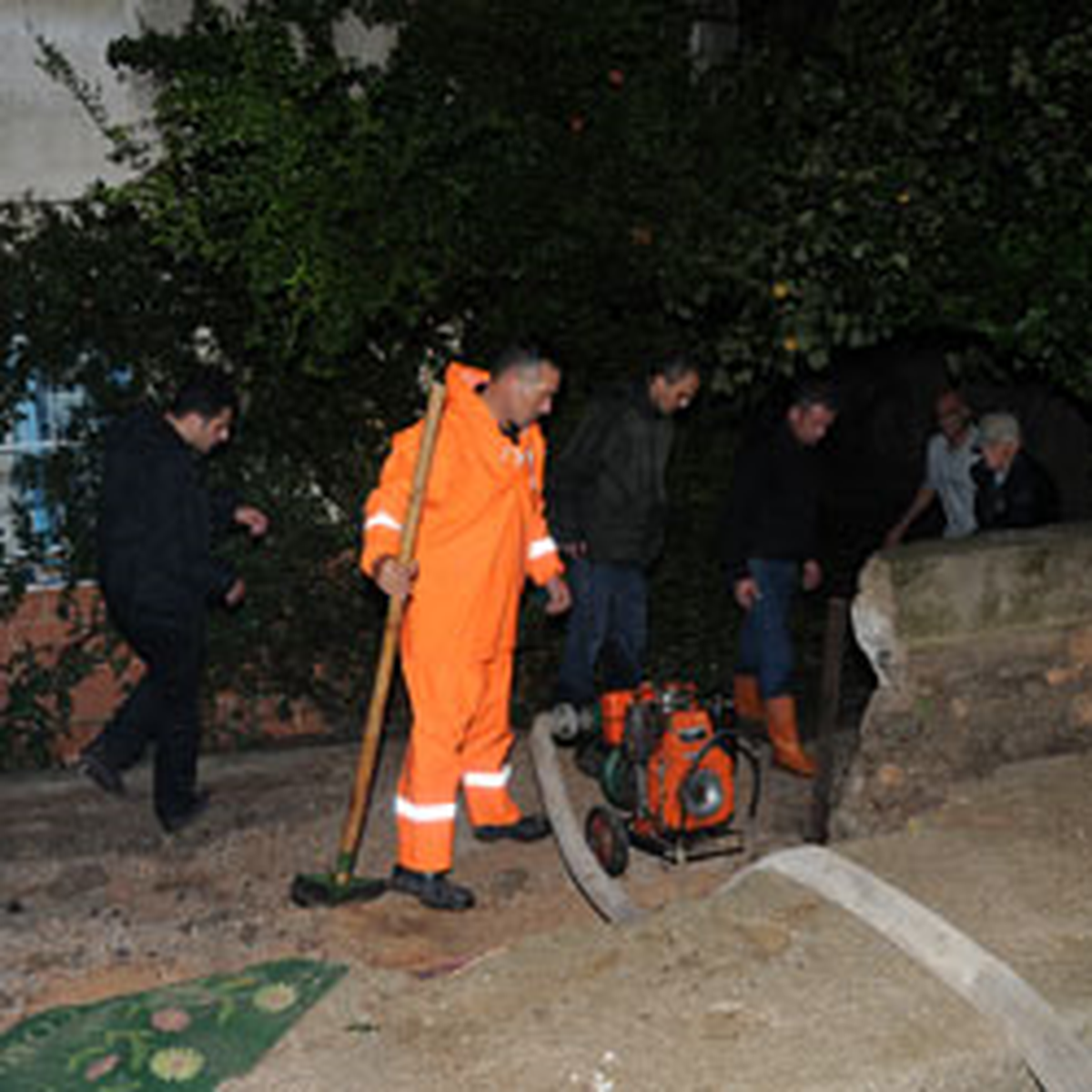 Manisa Belediyesi Yağmur Sırası ve Sonrasında Teyakkuzdaydı

