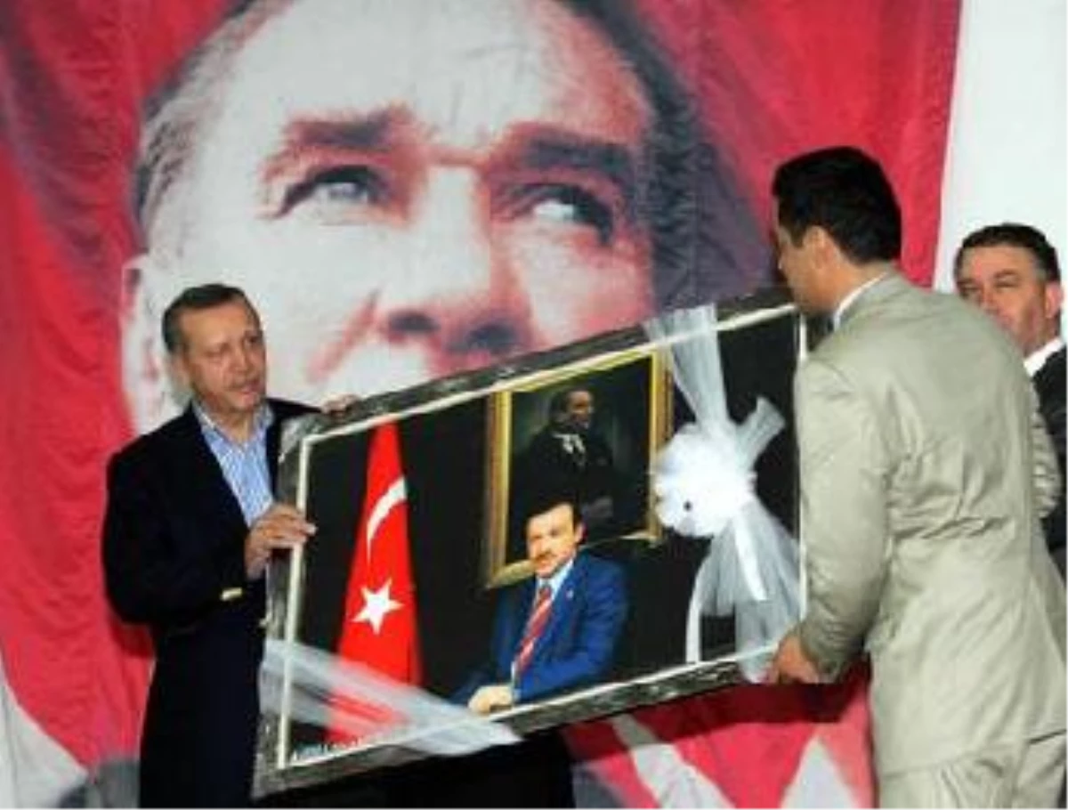 Erdoğan MHP\'li Belediyeyi Ziyaret Etti!