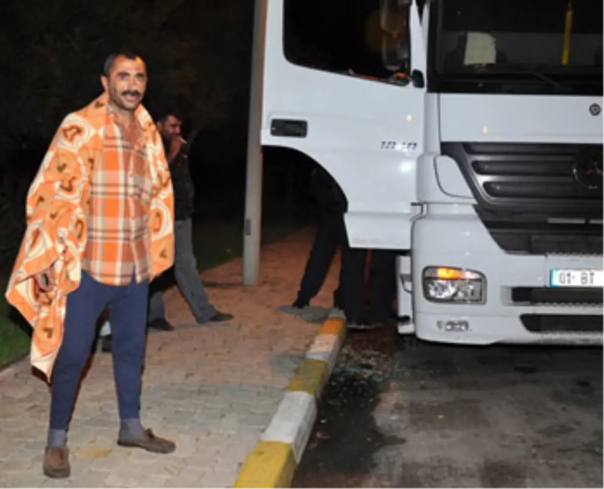 Uyuyan Şoförün Pantolonunu Çaldılar