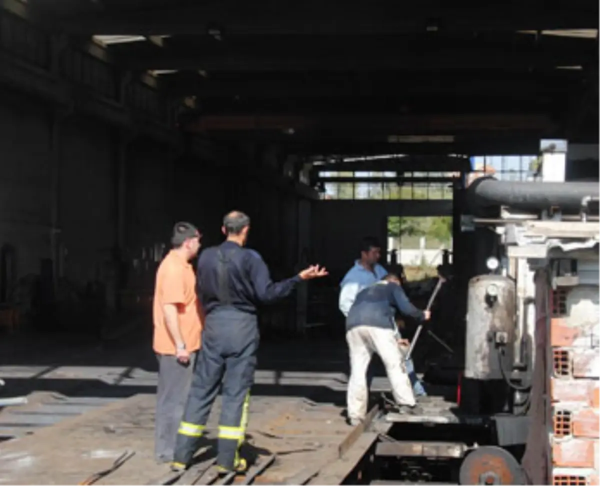 Bartın\'da Demir Çelik Fabrikasında Yangın