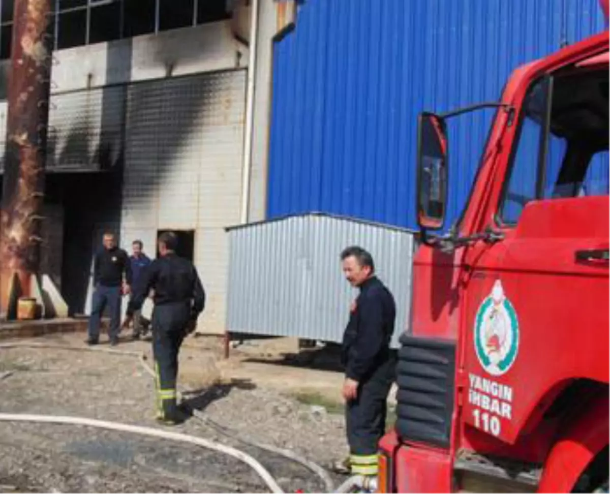 Demir Çelik Fabrikasında Yangın