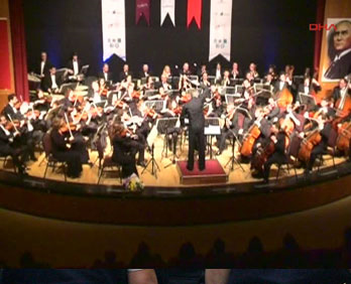 Cumhurbaşkanlığı Senfoni Orkestrası'nın Kars Konserine Büyük İlgi