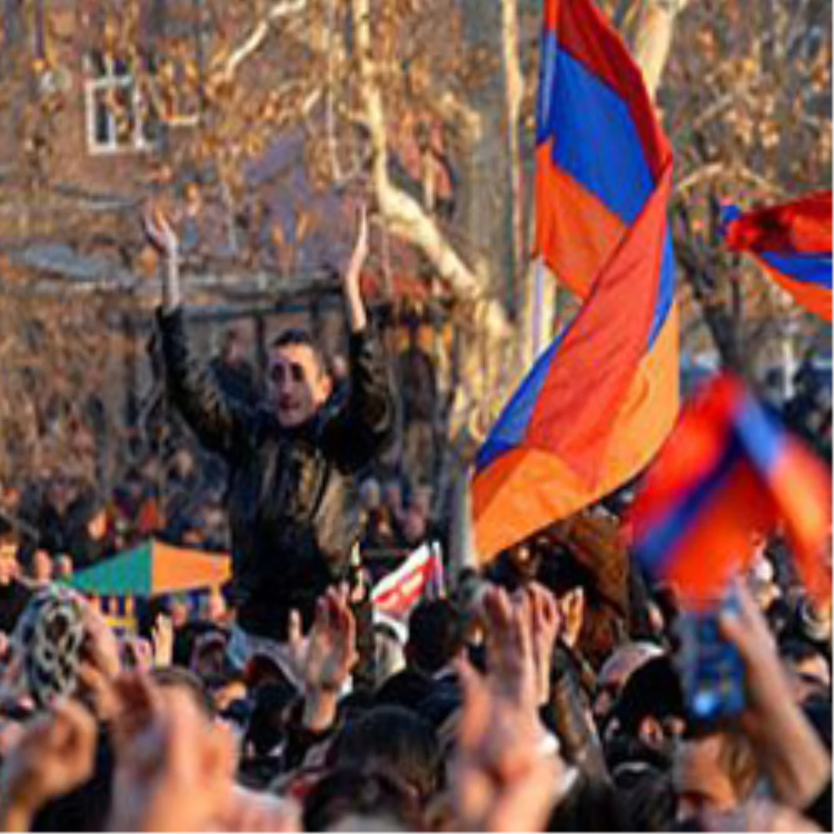 Ermenistan\'da Muhalefet Gösterisi