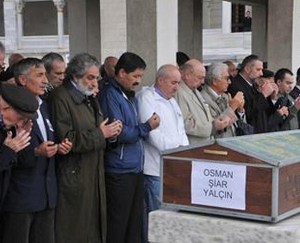 Gazeteci-yazar Şiar Yalçın Toprağa Verildi