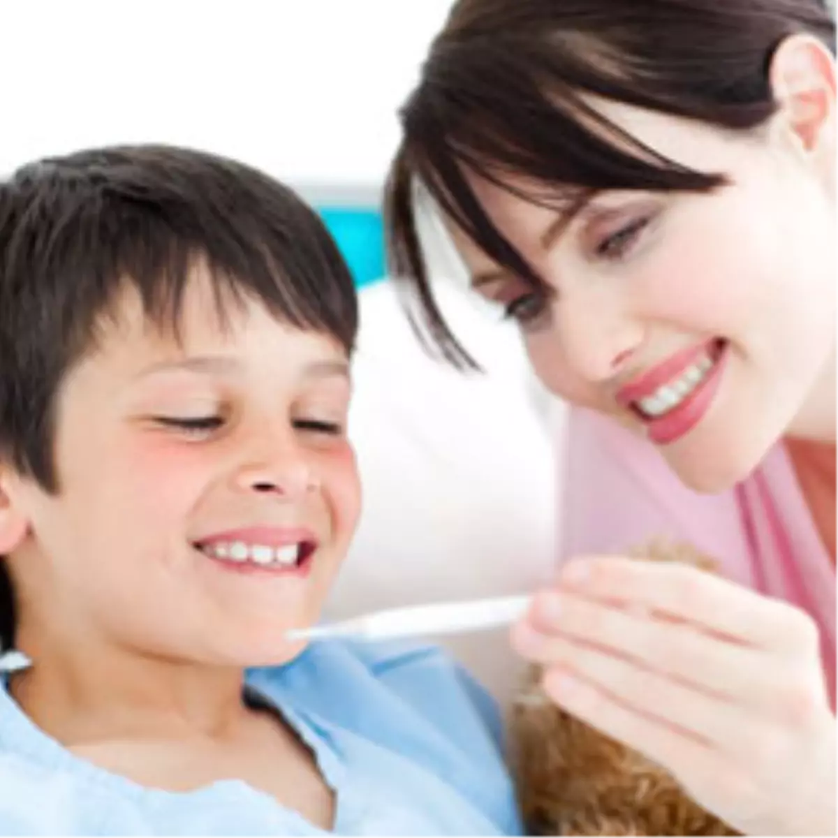 Tekrarlayan Ateş ve Karın Ağrısına Dikkat