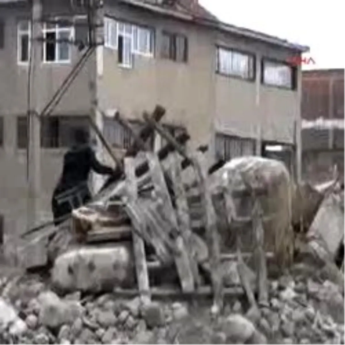 Uşak\'ta Nefes Kesen Deprem Tatbikatı