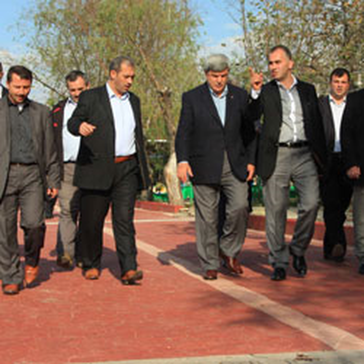 Karamürsel’in Gece Gündüz Hizmetindeyiz