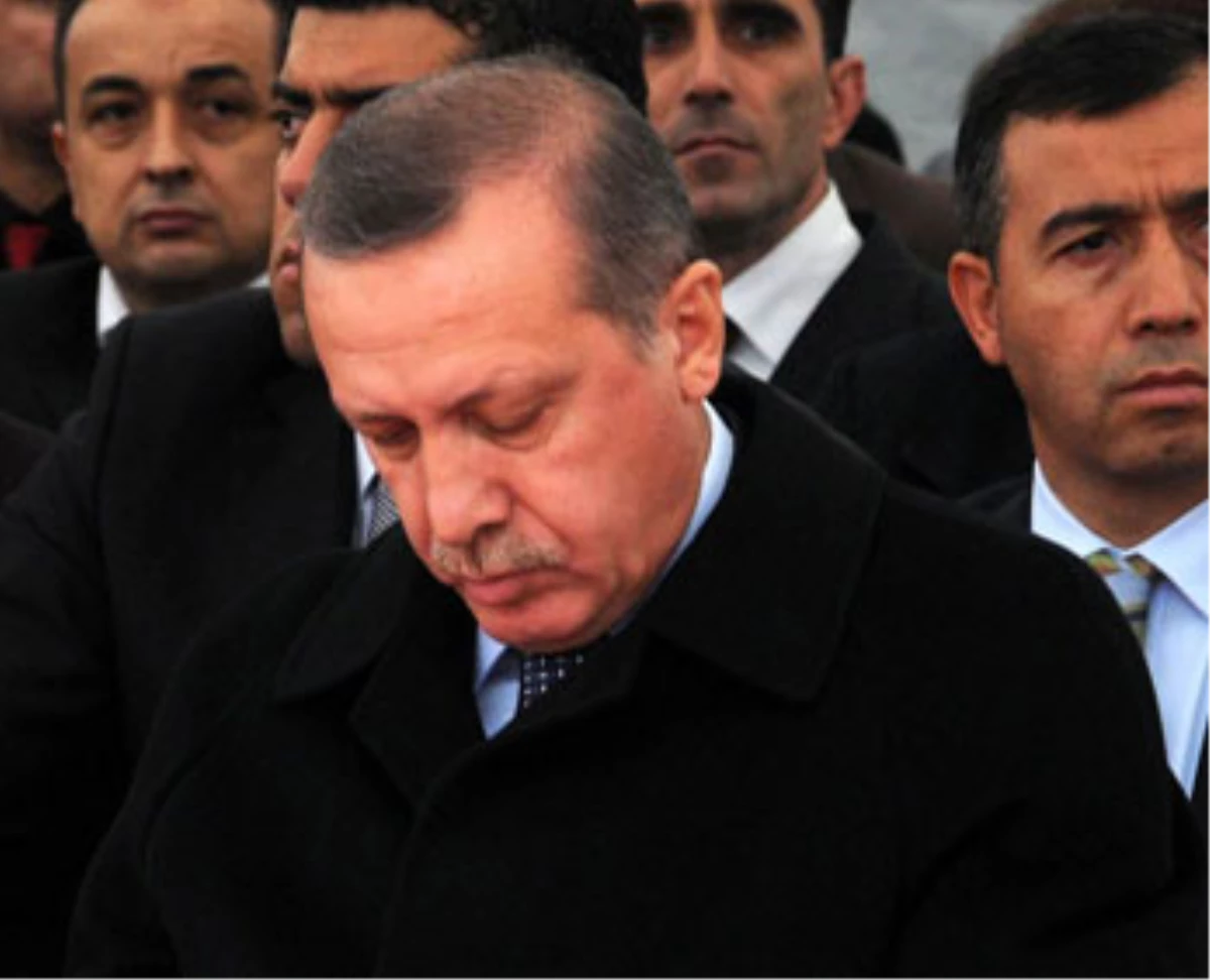 Erdoğan\'a 5 Lıralık Tazmınat Davası