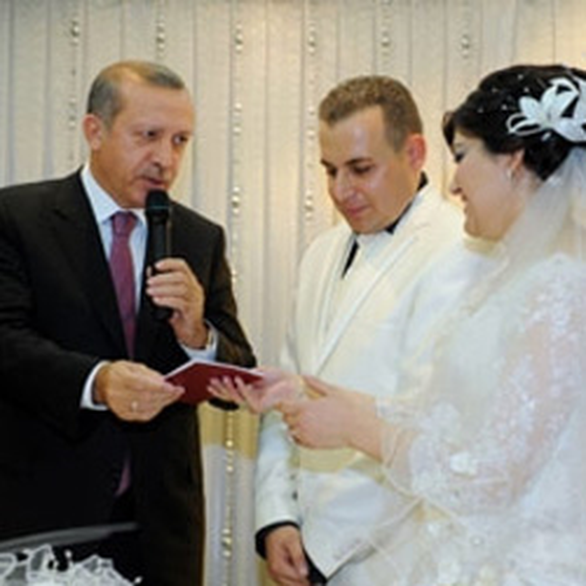 \'En Az 3 Çocuk, Gerisi Allah Kerim\'