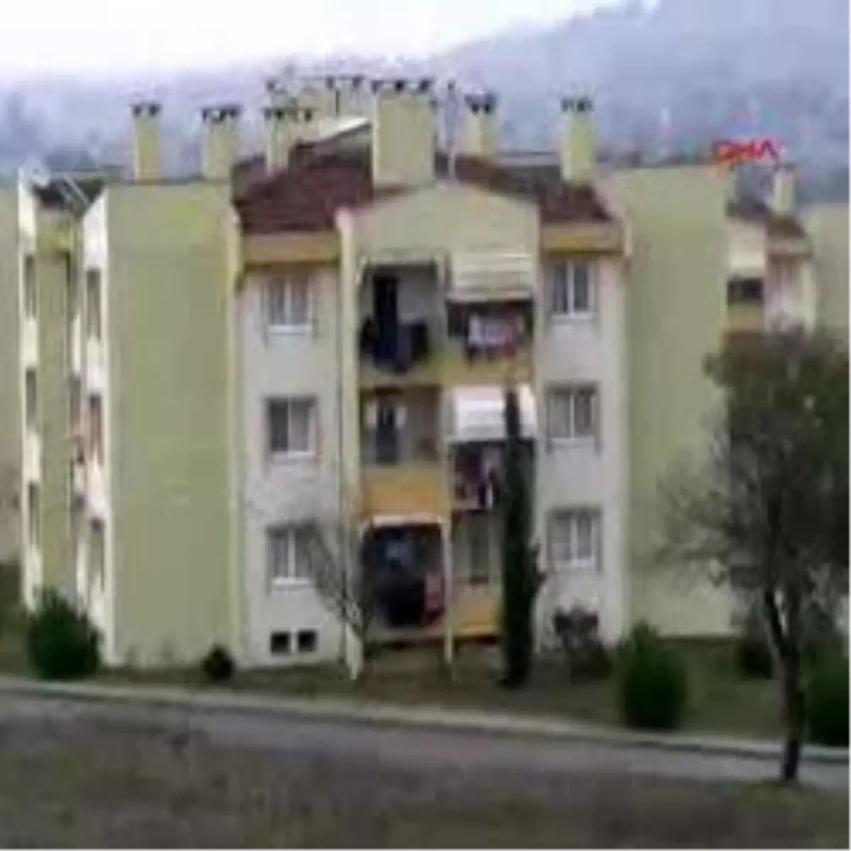 Sakarya\'daki Deprem Konutlarında Baca Tehlikesi