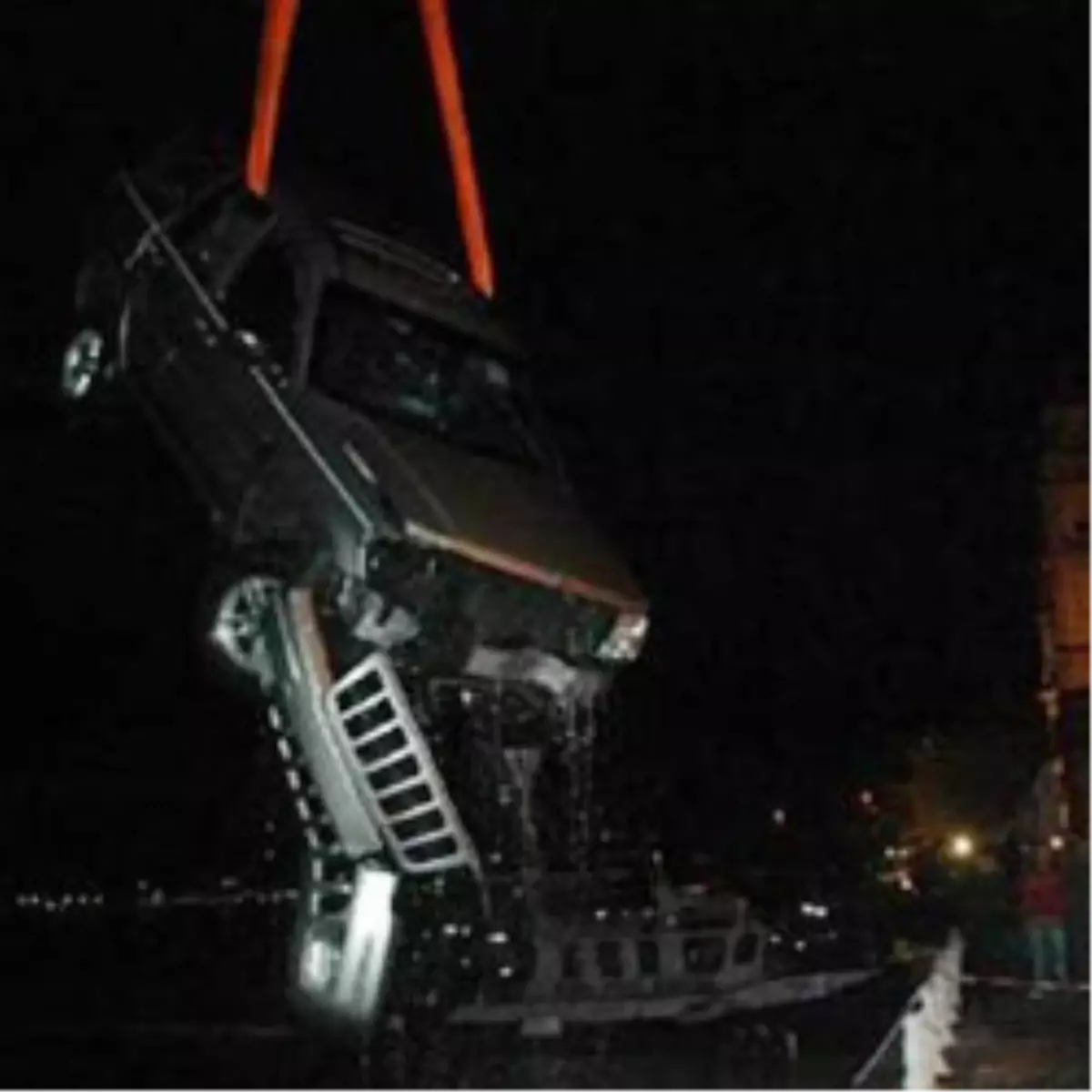 Denizde 500 Bin Dolar Arandı